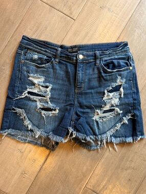 Judy Blue Dark Blue Distressed Frayed Hem Denim Shorts